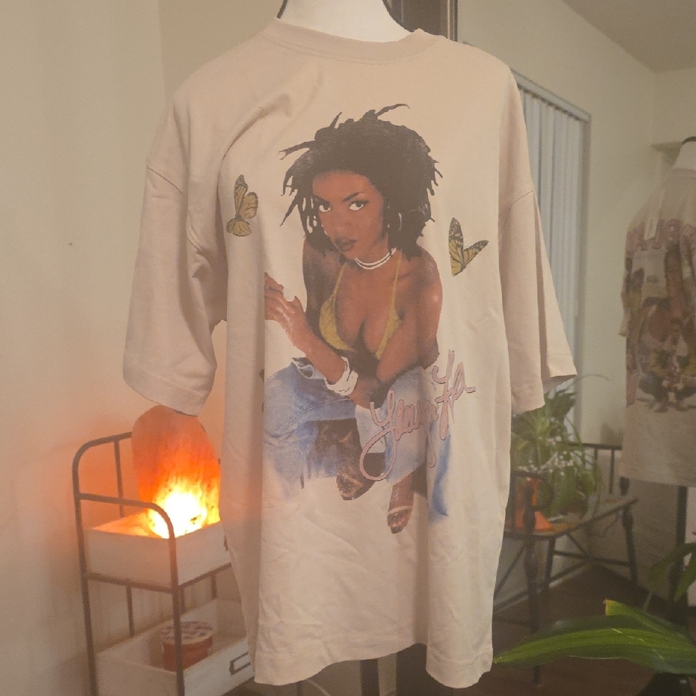 Graphic Beige Tee